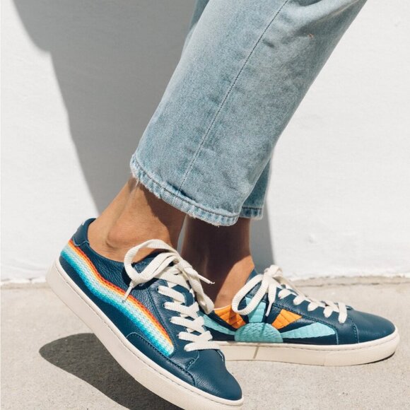 Soludos Womens Original Ibiza‎ Sneaker RainbowWave Blue Colorful Fun School - Picture 1 of 11